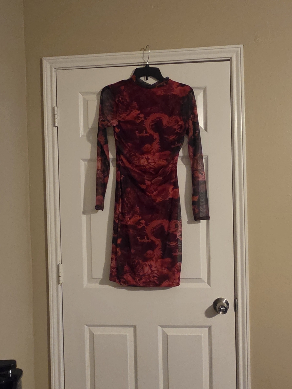 Women's Pretty Little Thing Red Dragon Print Long Sleeve Bodycon Dress,size 8